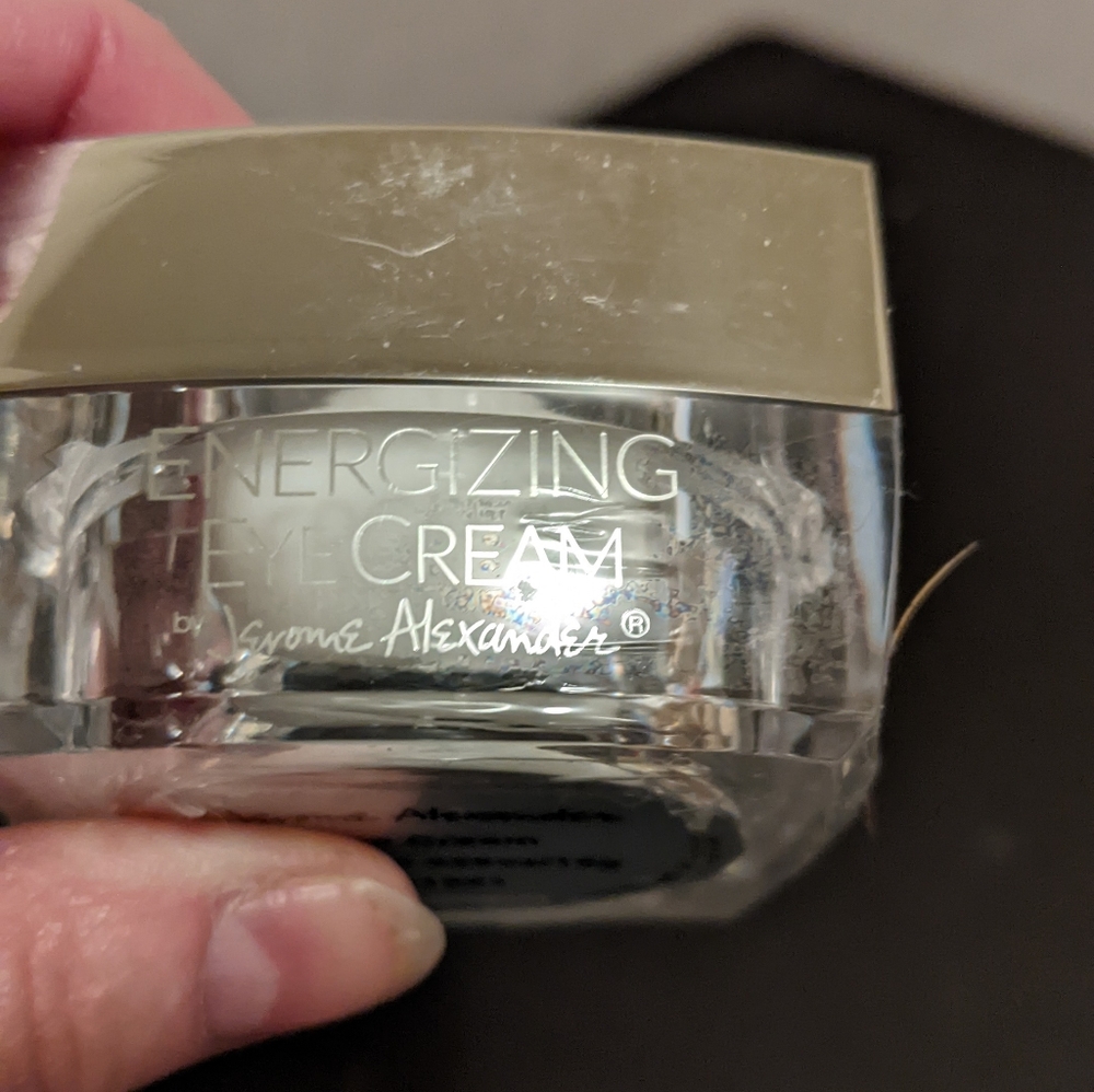 Jerome Alexander Energizing Eye Cream.